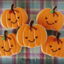 pumpkins-wcandy-leaf